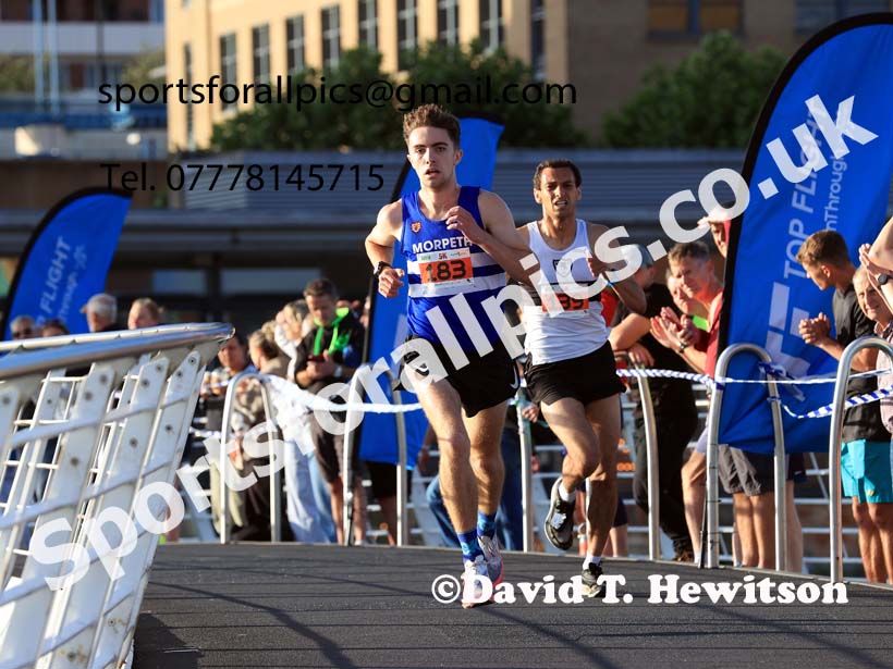 The 2024 Quayside 5k Road Race, Newcastle/Gateshead.  Photo: David T. Hewitson/Sports for All Pics